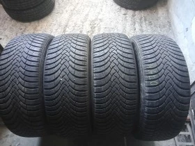 Гуми Зимни 235/55R19, снимка 1 - Гуми и джанти - 39151552