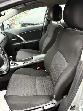 Toyota Avensis 2.0i Facelift Швейцария , снимка 9