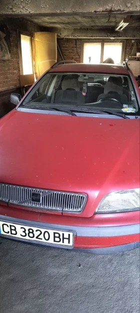 Volvo V40, снимка 1