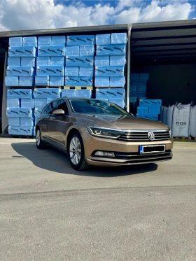 Обява за продажба на VW Passat Highline ~22 222 лв. - изображение 1