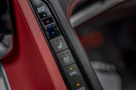 Chevrolet Corvette 6.2 V8/2LT/Камера/BOSE/Stingrey/Обдухване/70s/HuD - 84900 € - 92369667 11