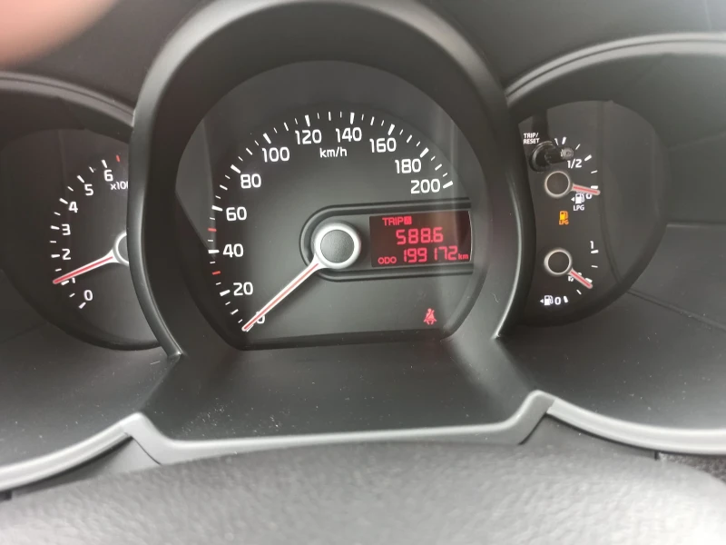 Kia Picanto 1.0-69кс.LPG, снимка 14 - Автомобили и джипове - 47192931