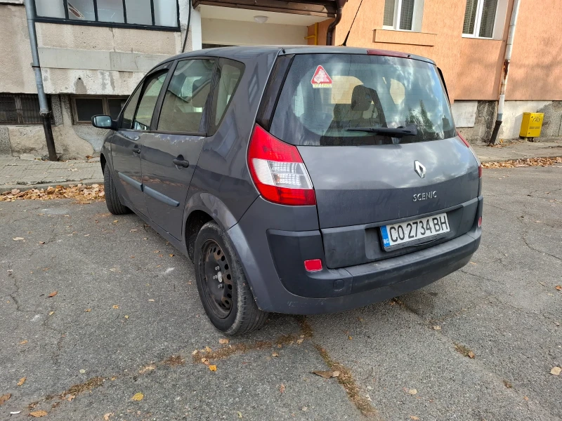 Renault Scenic 1.9 dci 131 hp, снимка 6 - Автомобили и джипове - 47956570