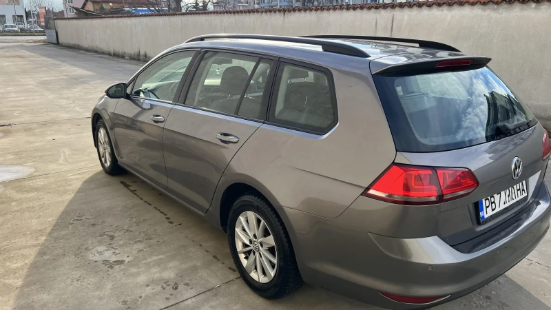 VW Golf, снимка 4 - Автомобили и джипове - 48304205