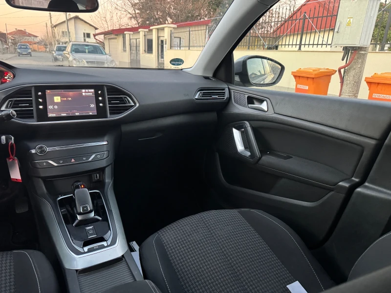 Peugeot 308, снимка 11 - Автомобили и джипове - 48418545