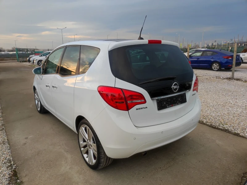 Opel Meriva 1.4i COSMO, снимка 5 - Автомобили и джипове - 48540412