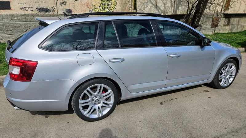 Skoda Octavia VRS, снимка 10 - Автомобили и джипове - 49492448