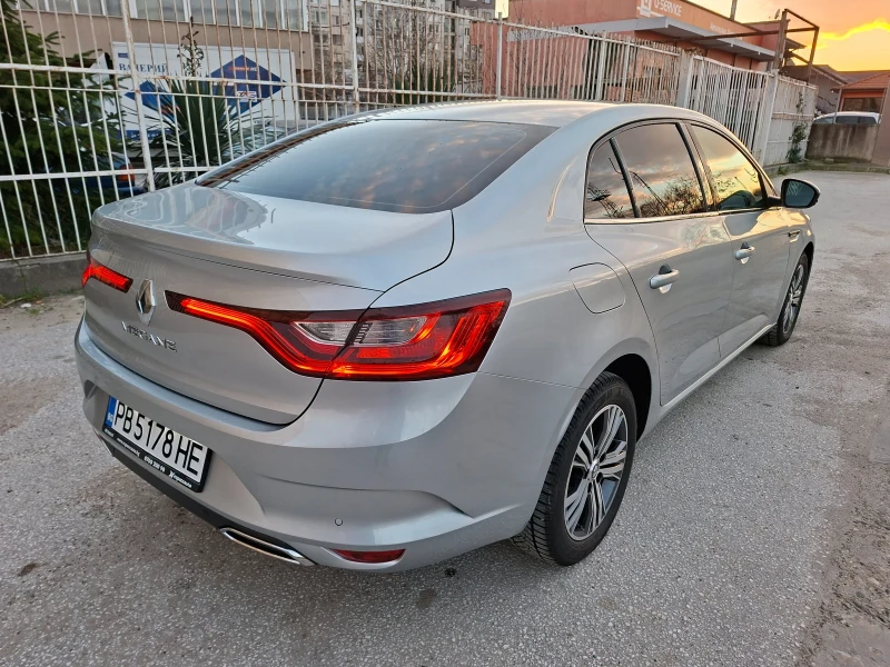 Renault Megane 1.33 automat, снимка 5 - Автомобили и джипове - 52939026