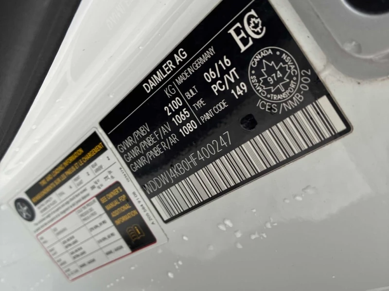 Mercedes-Benz C 300 * CARFAX * БЕЗ ПЪРВОНАЧАЛНА ВНОСКА, снимка 10 - Автомобили и джипове - 53200283