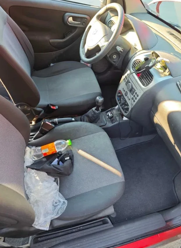 Opel Combo фабричен метан, снимка 9 - Автомобили и джипове - 54091241