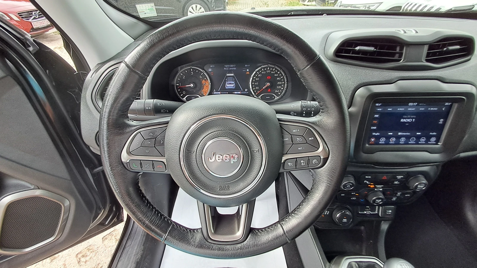 Jeep Renegade 4X4 2.0D-140 РЕАЛ КМ ИЗКЛЮЧИТЕЛН СЕРВ КНИЖ ОБСЛУЖН, снимка 9 - Автомобили и джипове - 13229479