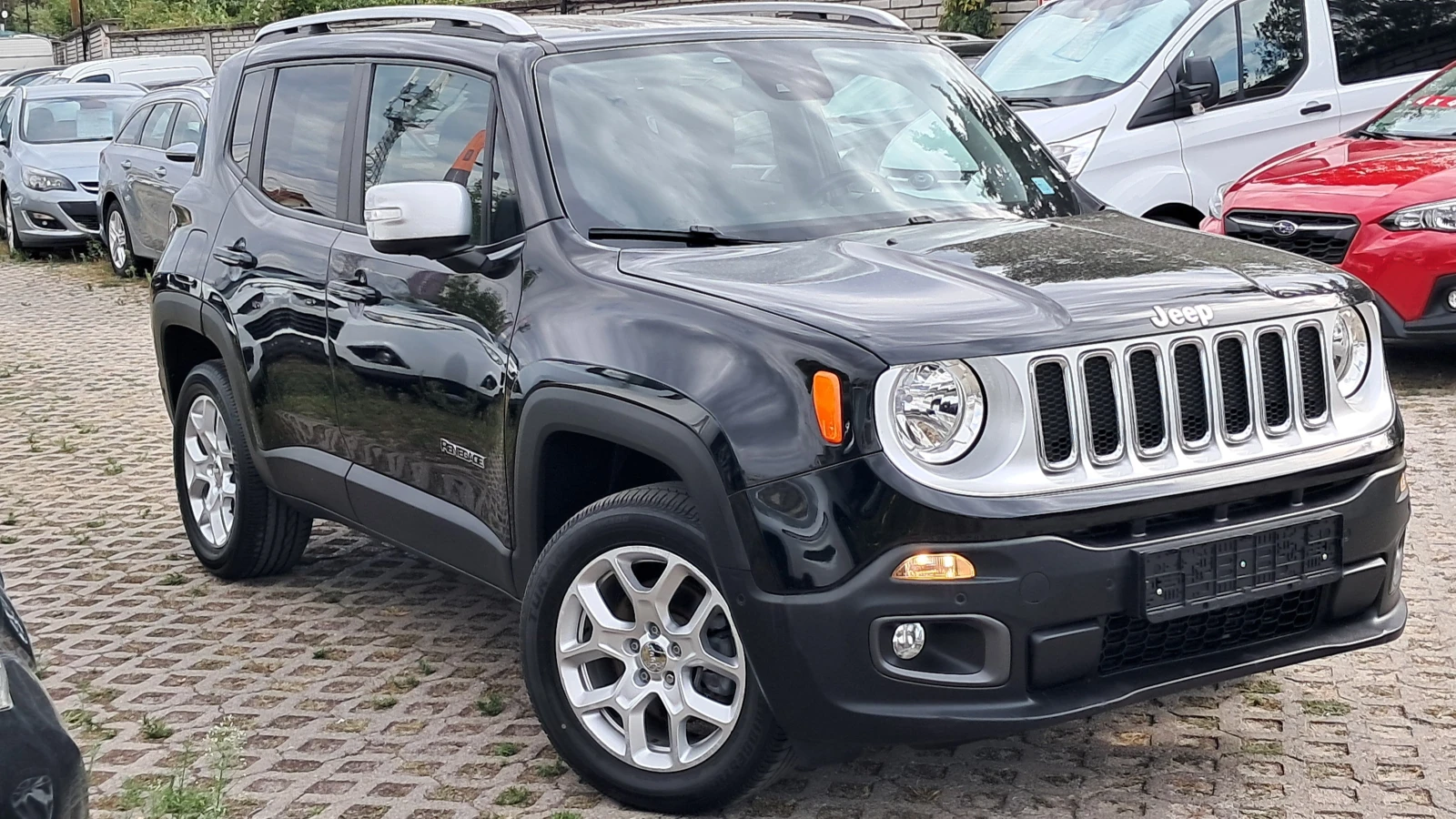 Jeep Renegade 4X4 2.0D-140 РЕАЛ КМ ИЗКЛЮЧИТЕЛН СЕРВ КНИЖ ОБСЛУЖН, снимка 2 - Автомобили и джипове - 13229479