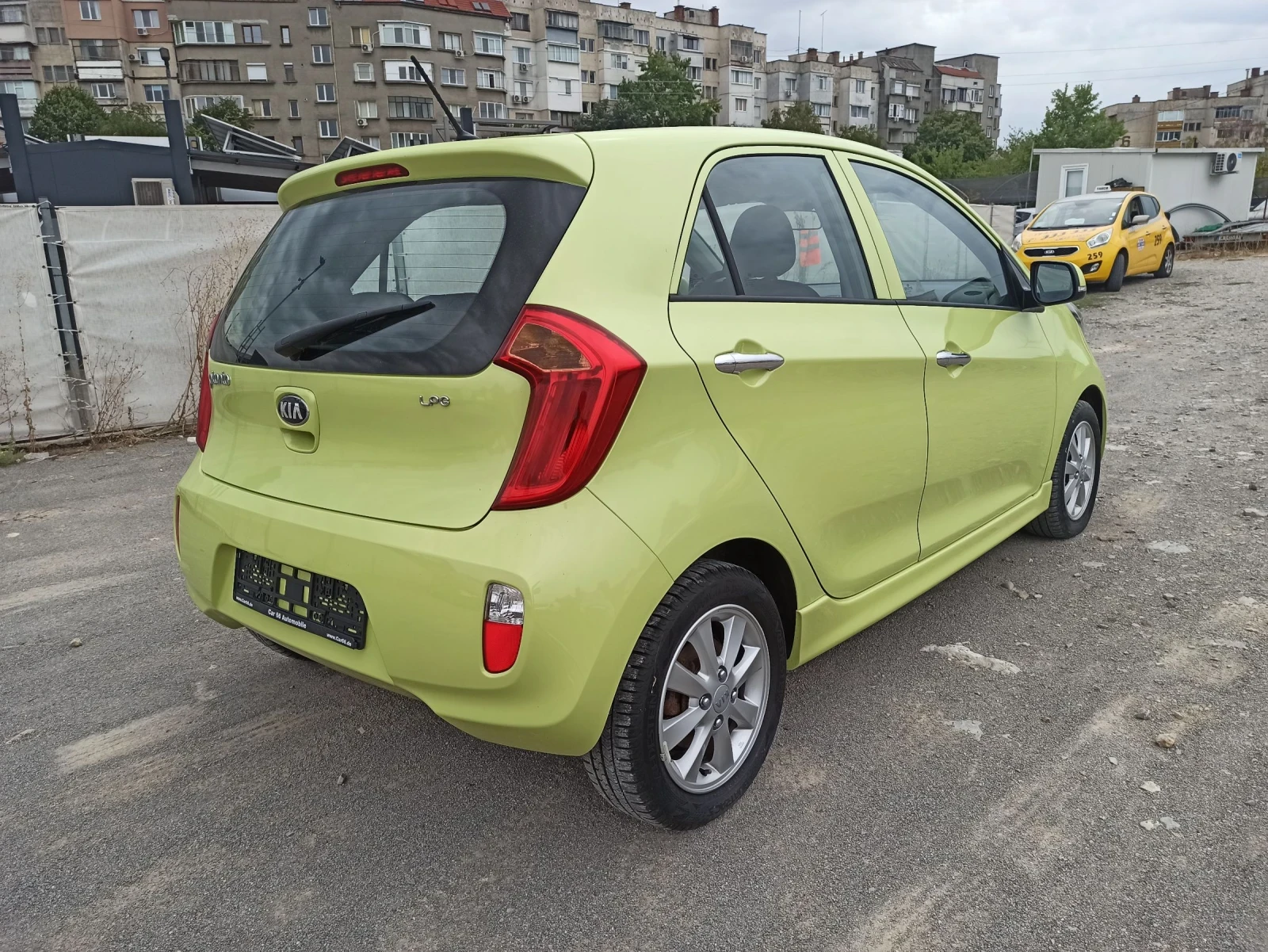 Kia Picanto 1.0-69кс.LPG - изображение 6