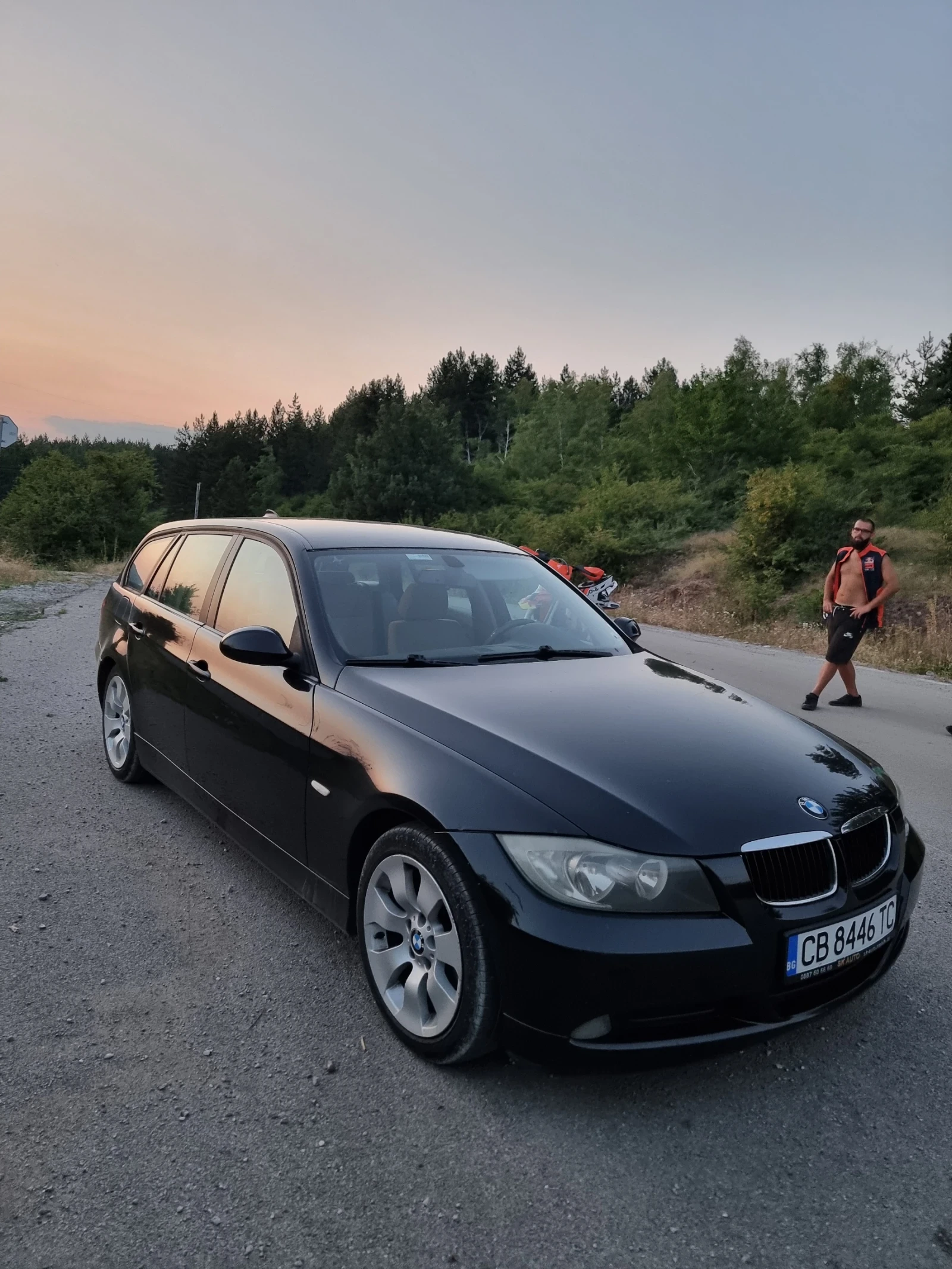 BMW 320  - изображение 2