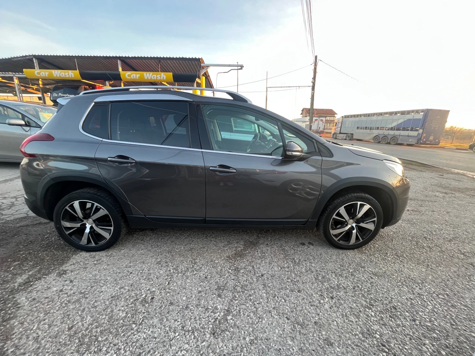 Peugeot 2008 1.6E-hdi Allure evro 6B - изображение 7