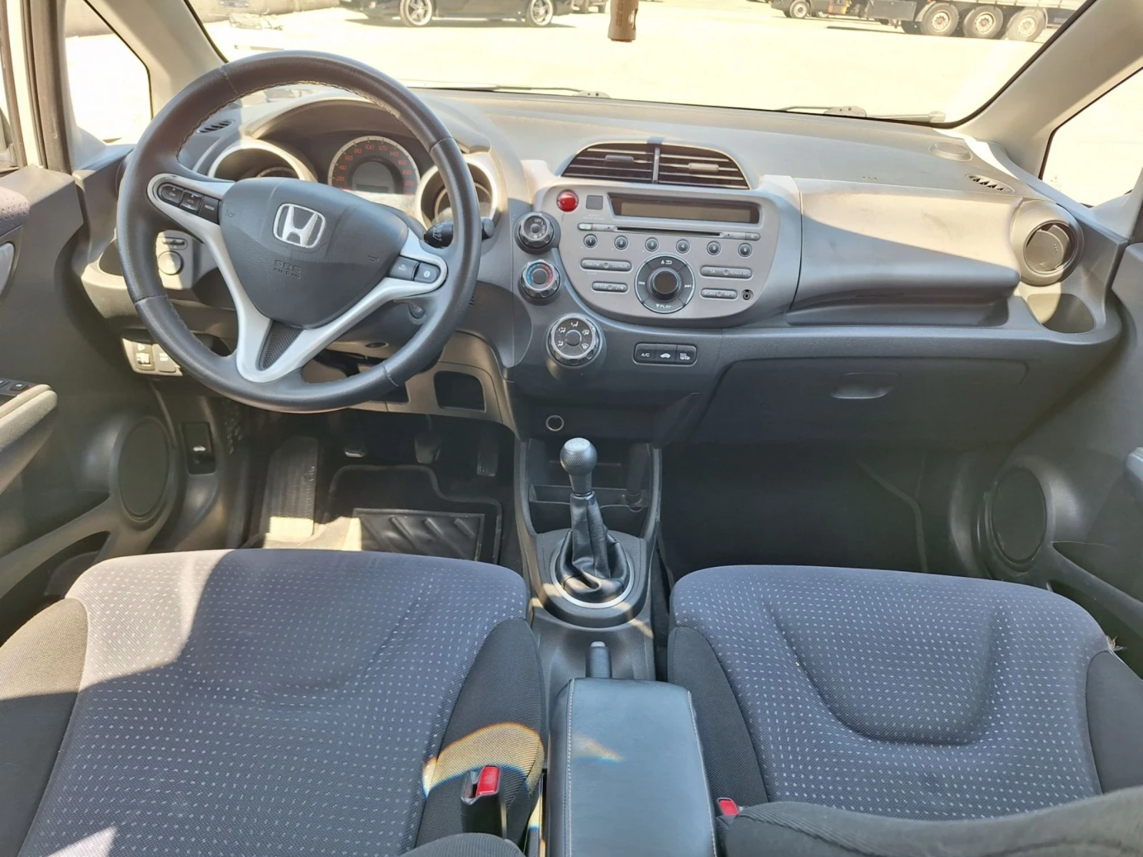 Honda Jazz  - изображение 5