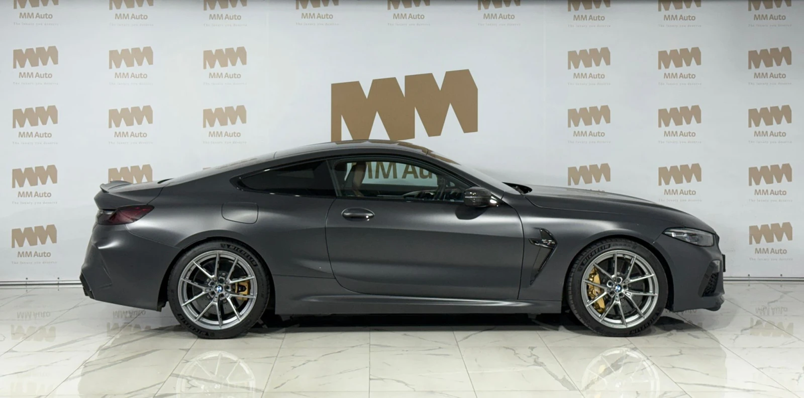 BMW M8 Competition* xDrive* Ceramic* Carbon* HuD - изображение 3