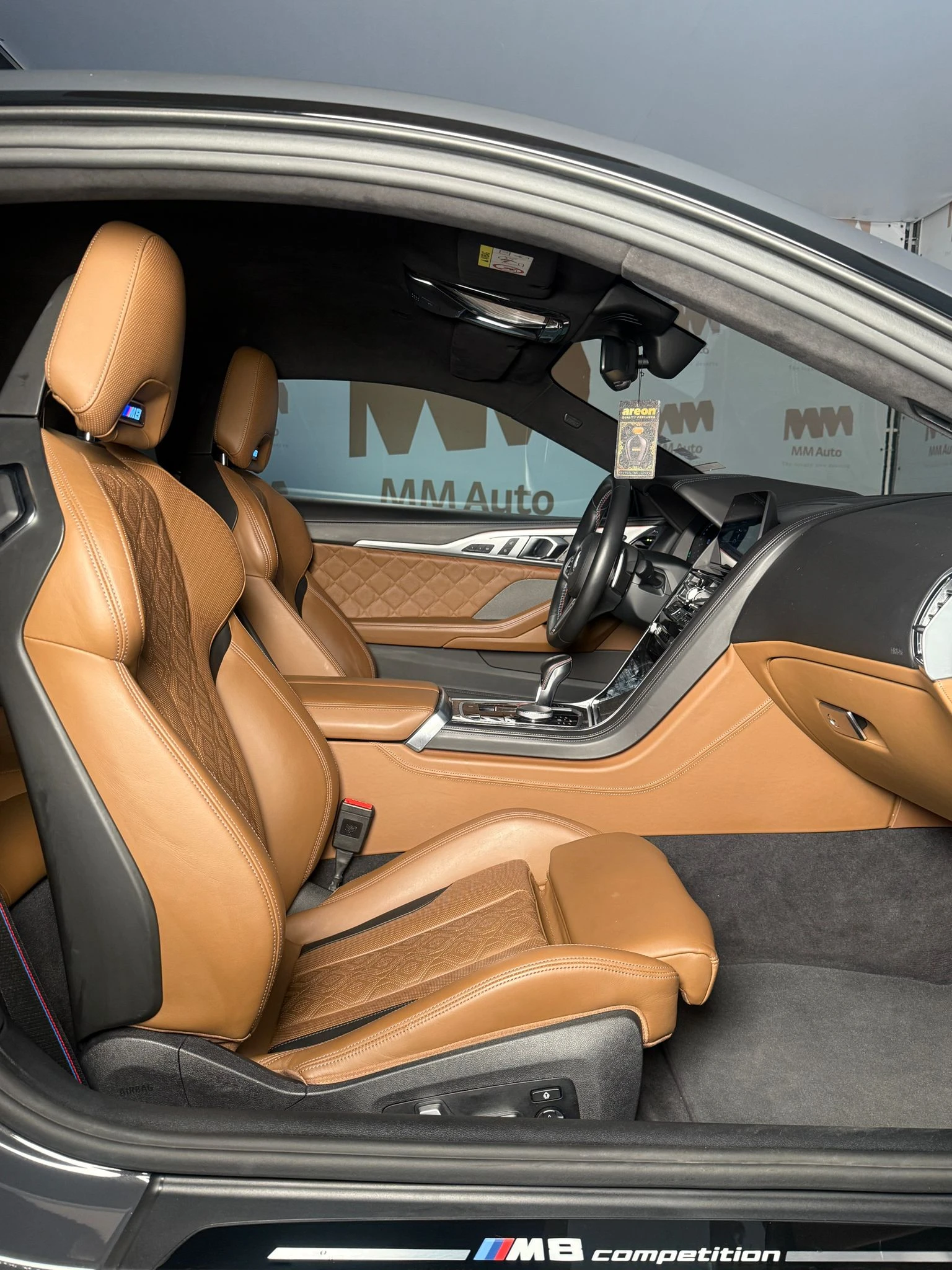 BMW M8 Competition* xDrive* Ceramic* Carbon* HuD - изображение 9