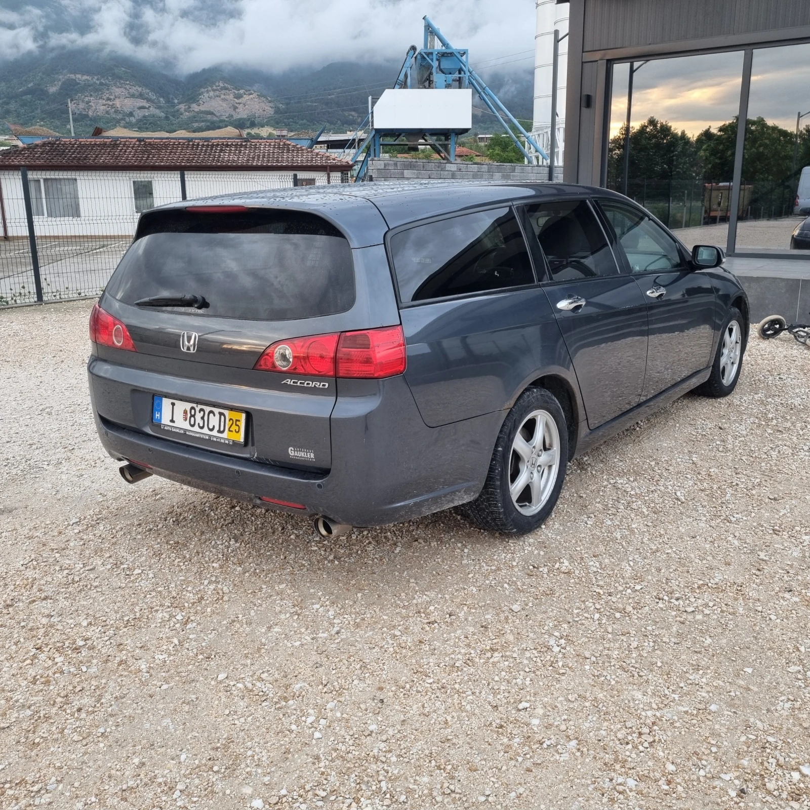 Honda Accord 2.4ivtec Автоматик - изображение 3