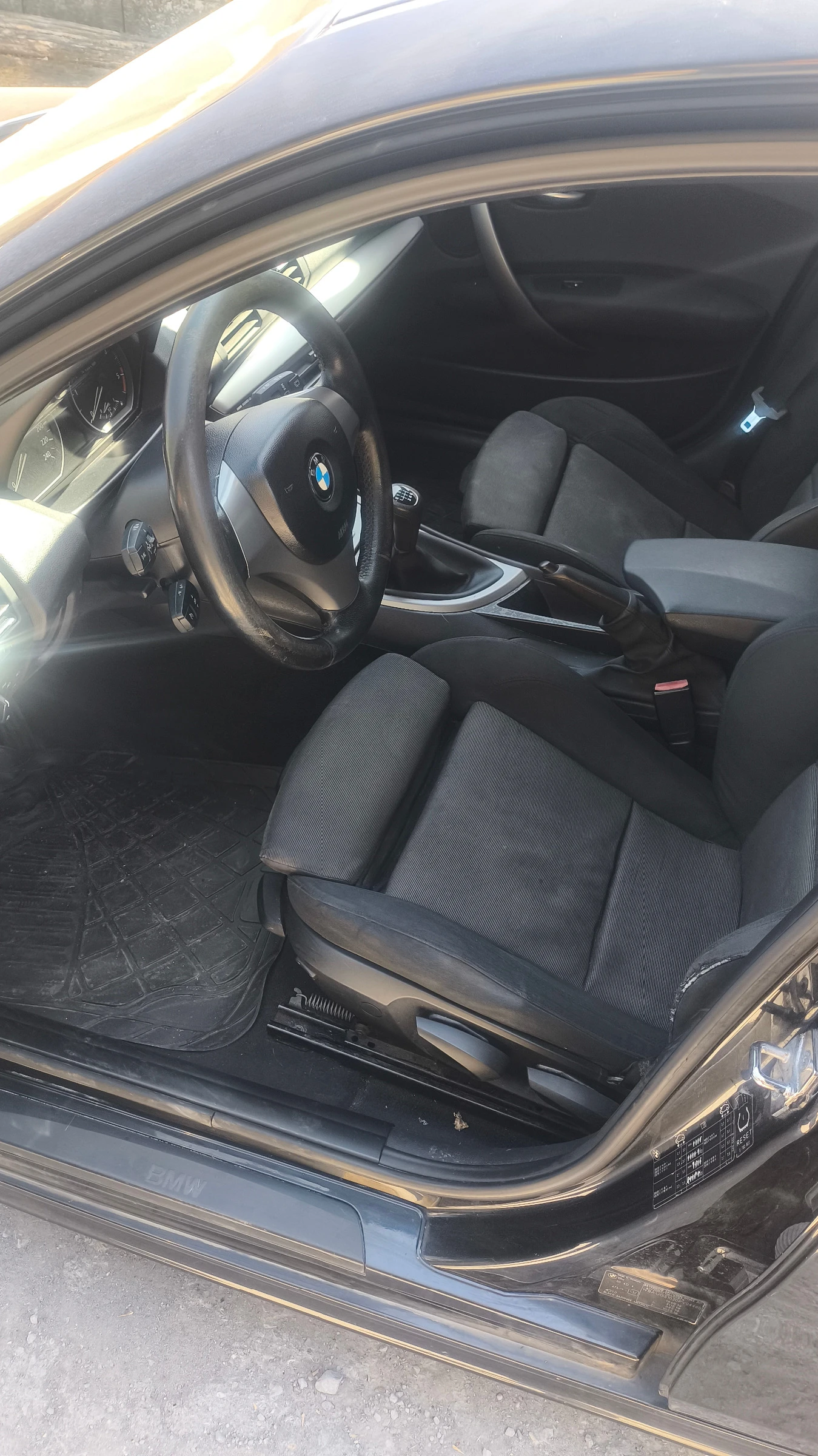 BMW 120 120D - изображение 7
