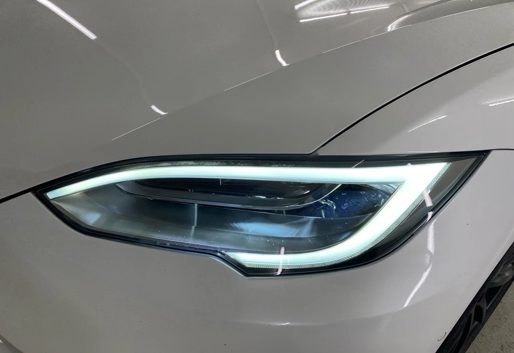 Tesla Model S 75D Dual Motor - изображение 6