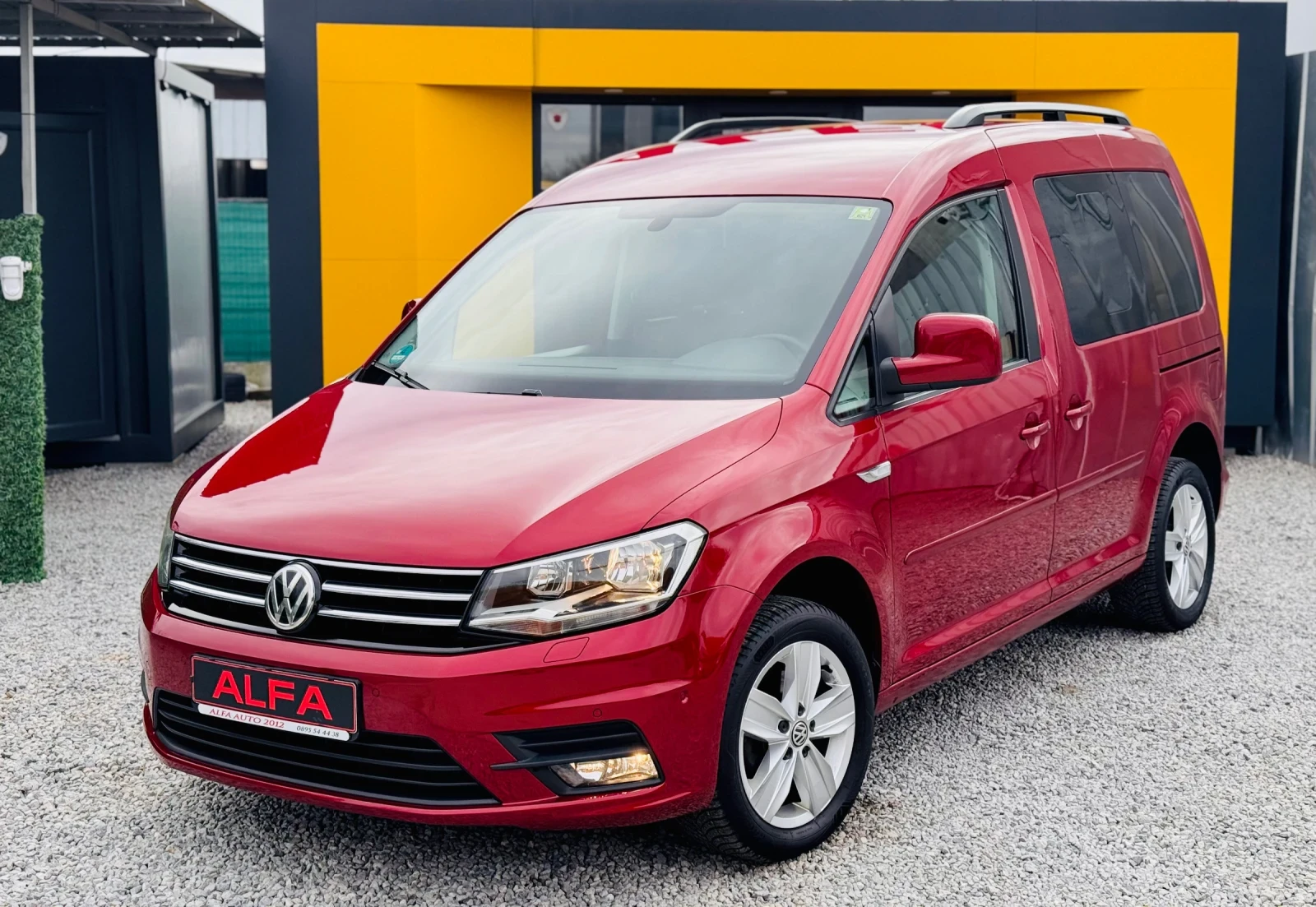 VW Caddy 1.4/МЕТАН/ВС.ЕКСТРИ/КАМЕРА+ САМОПАРКИРА+ ДИСТРОНИК - изображение 3