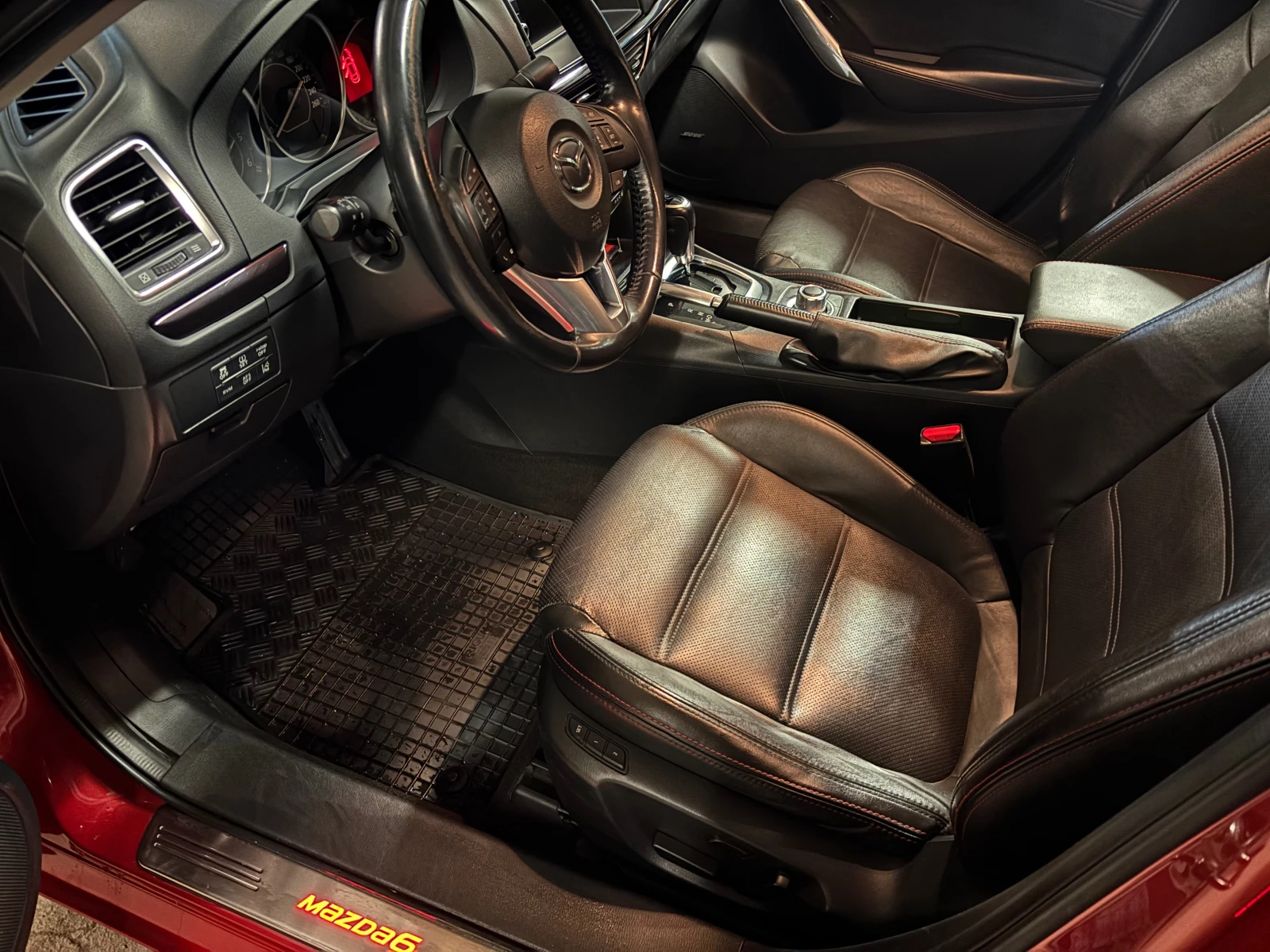 Mazda 6 Закупена от Мазда, снимка 4 - Автомобили и джипове - 53799354