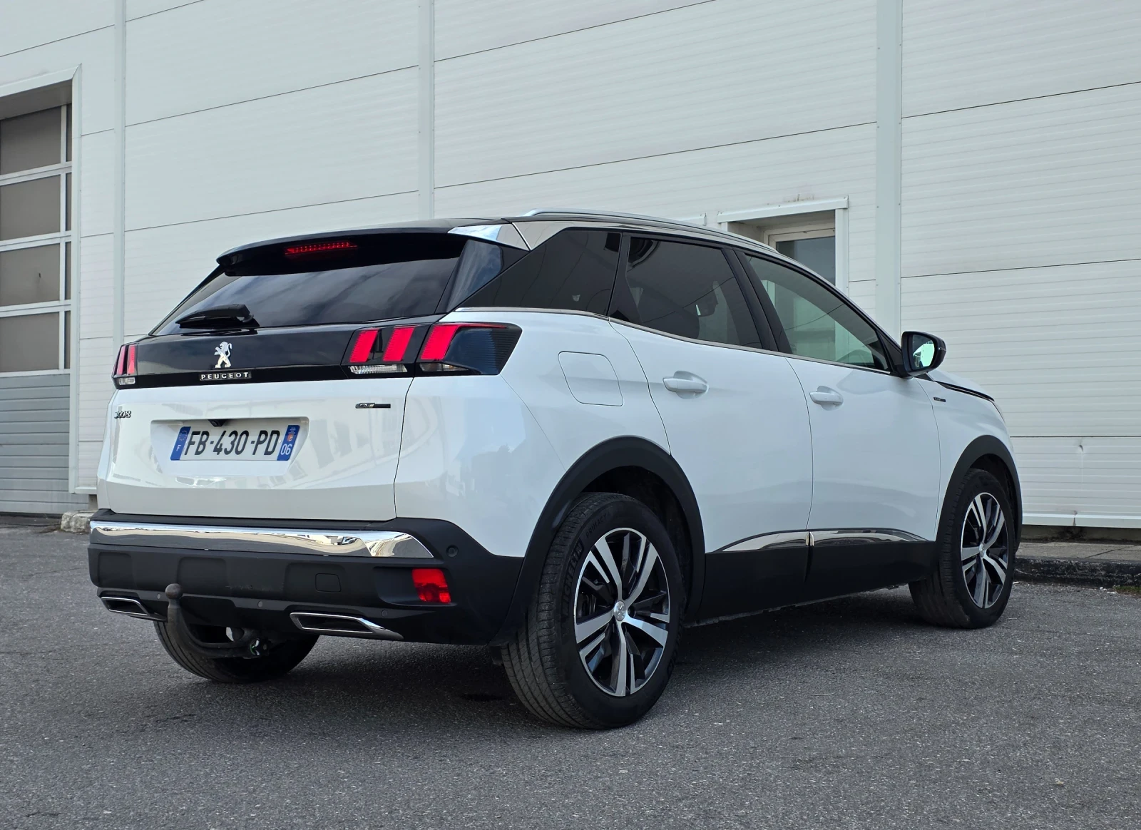 Peugeot 3008 1.6 Puretech GT Line * Panorama* , снимка 6 - Автомобили и джипове - 54130179