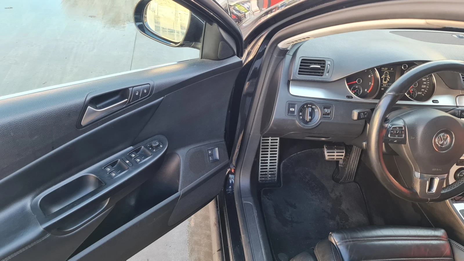 VW Passat B6, снимка 17 - Автомобили и джипове - 54398663
