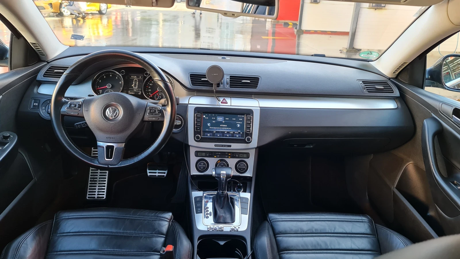 VW Passat B6, снимка 7 - Автомобили и джипове - 54398663