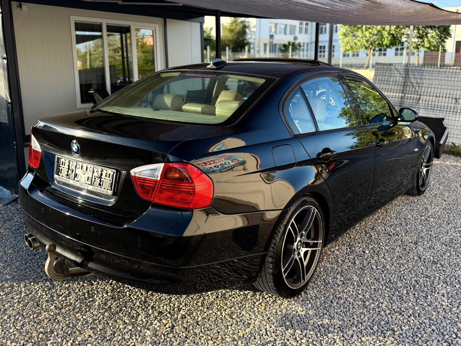 BMW 330 D ЗАДНО M PACK NAVI RECARO XENON AUTOMATIC, снимка 4 - Автомобили и джипове - 54596760