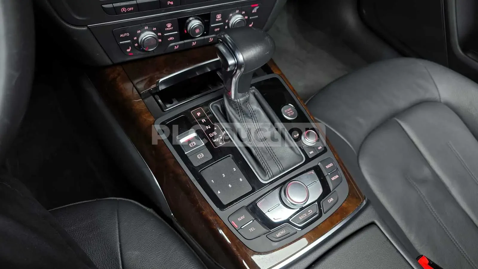 Audi A6 3.0TDI QUATTRO| ПОДГРЕВ| CAM| ШИБИ| ВКЛ.ТЕХНОТЕСТ, снимка 9 - Автомобили и джипове - 54628228