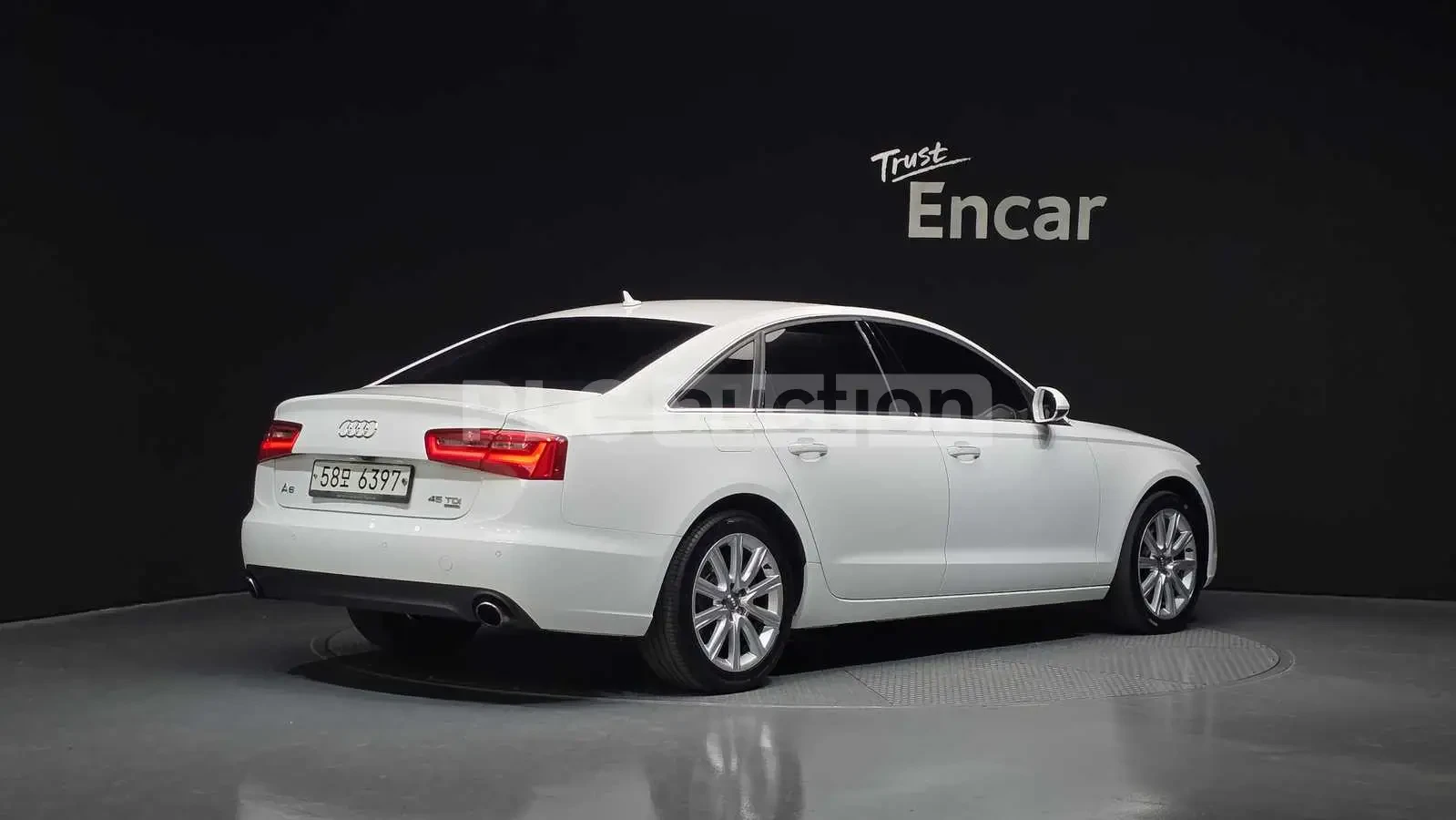 Audi A6 3.0TDI QUATTRO| ПОДГРЕВ| CAM| ШИБИ| ВКЛ.ТЕХНОТЕСТ, снимка 3 - Автомобили и джипове - 54628228
