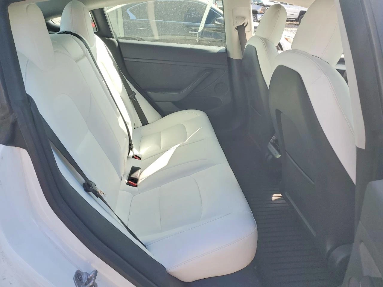 Tesla Model 3, снимка 9 - Автомобили и джипове - 54633113