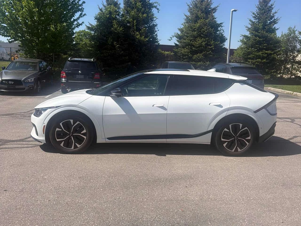 Kia EV6 AWD Long Range w/GT Line Pkg  CARFAX, снимка 15 - Автомобили и джипове - 54720902