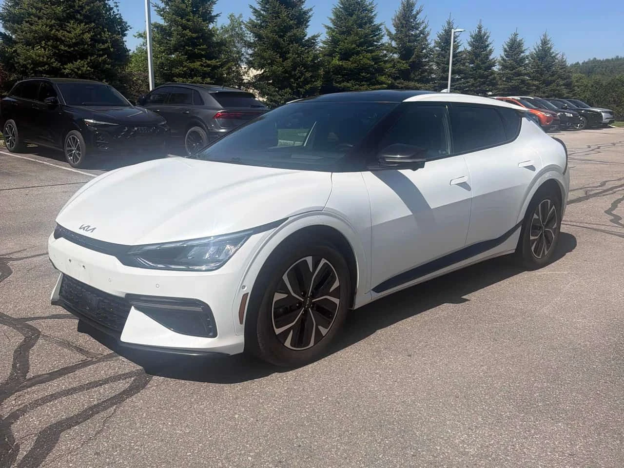 Kia EV6 AWD Long Range w/GT Line Pkg  CARFAX, снимка 12 - Автомобили и джипове - 54720902