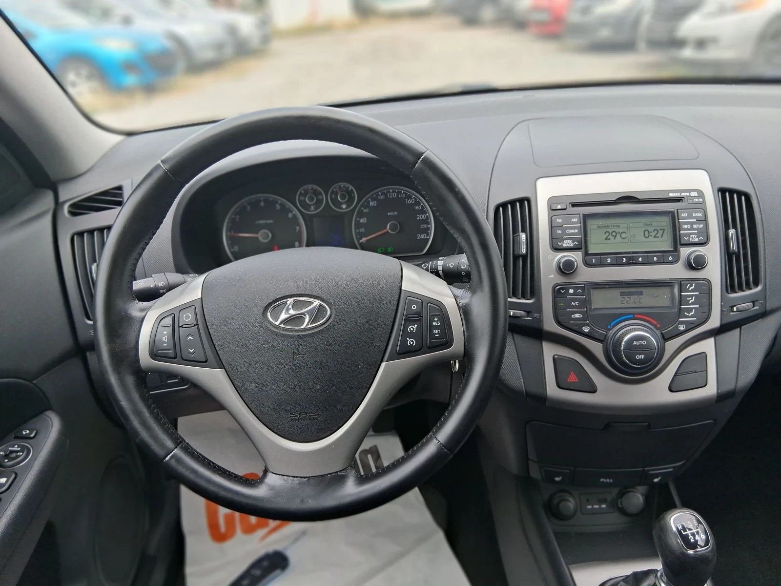 Hyundai I30 1.6 PREMIUM като нова , снимка 10 - Автомобили и джипове - 55135502