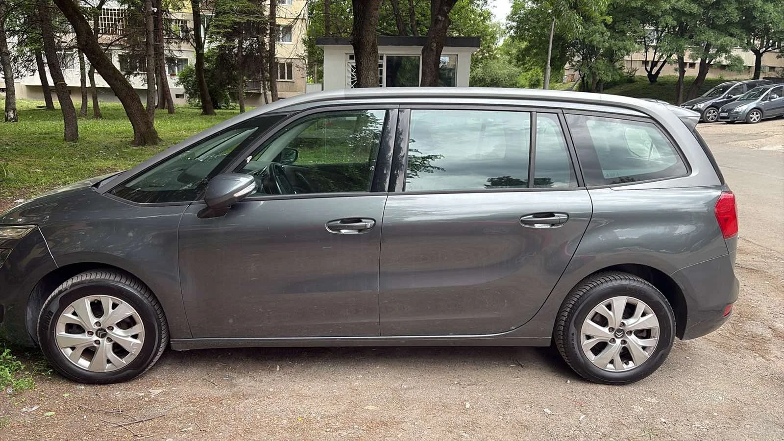 Citroen C4 Picasso, снимка 4 - Автомобили и джипове - 55191840