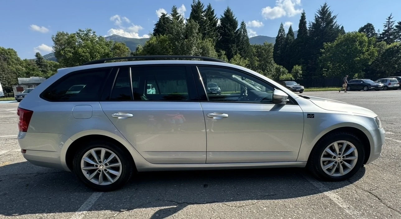 Skoda Octavia, снимка 3 - Автомобили и джипове - 56162606