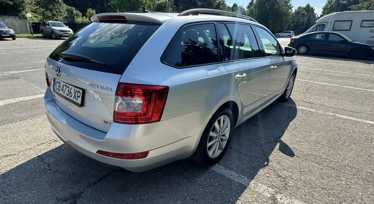 Skoda Octavia, снимка 2 - Автомобили и джипове - 56162606