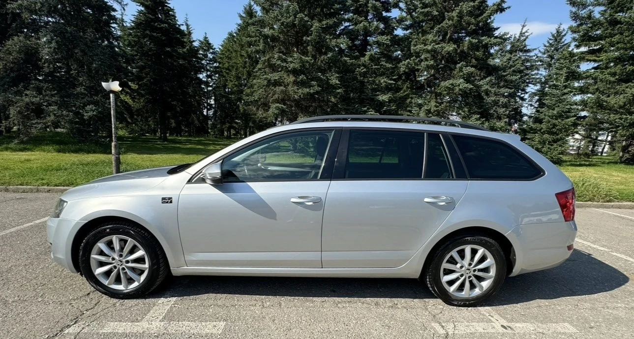 Skoda Octavia, снимка 5 - Автомобили и джипове - 56162606