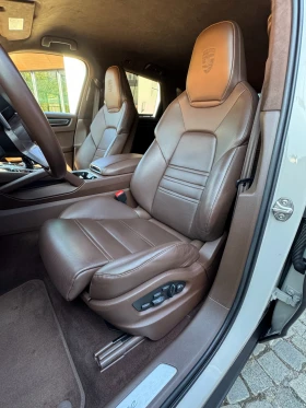 Porsche Cayenne E-Hybrid, снимка 13