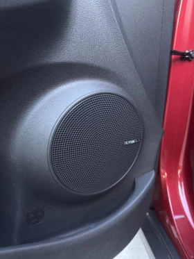 Hyundai Kona 64KWh/SOH100%/BLUELINK/HEADUP/KRELL, снимка 15