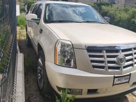 Cadillac Escalade ESV 6.2 V8 - 10700 € / 20927.38 лв. - 73658269 2