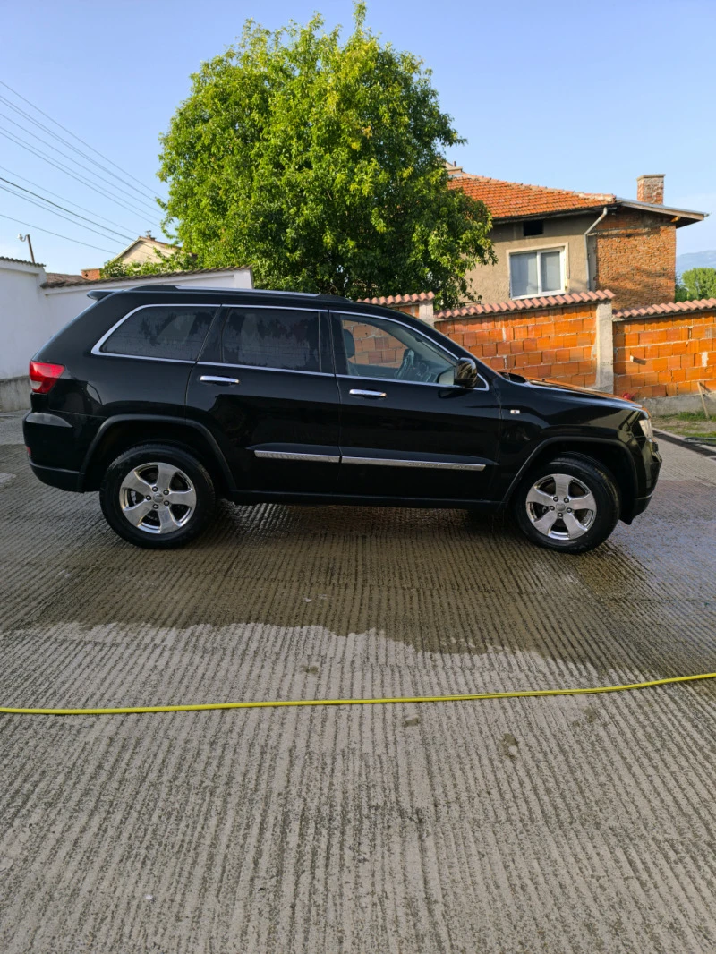 Jeep Grand cherokee 3.0 crd 241к.с., снимка 10 - Автомобили и джипове - 46334456