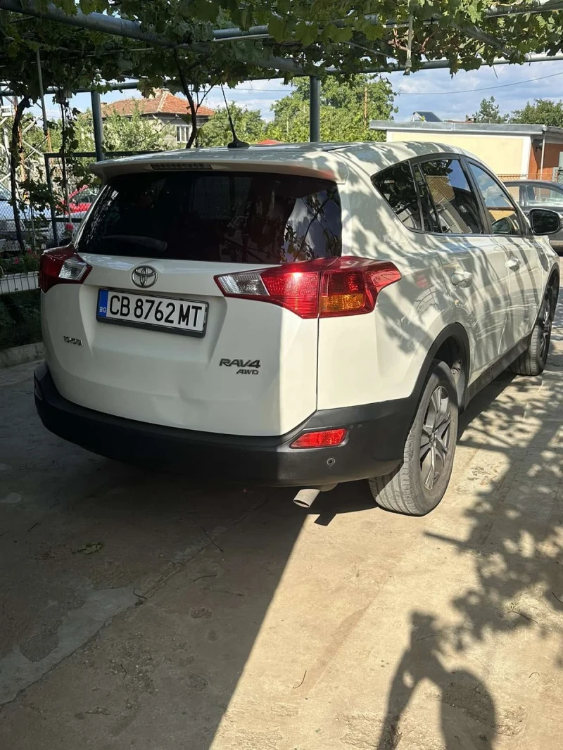 Toyota Rav4, снимка 4 - Автомобили и джипове - 48260147