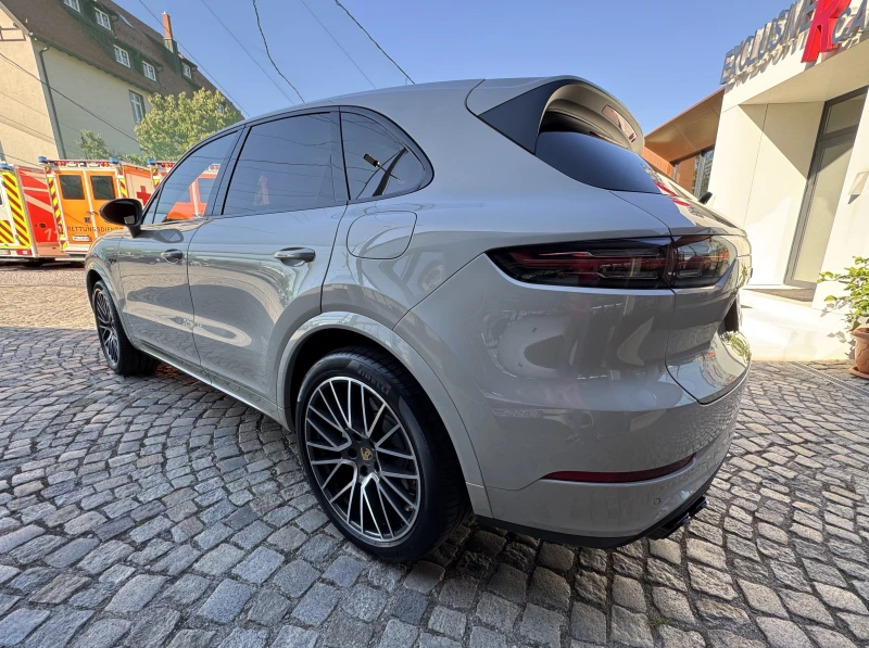 Porsche Cayenne E-Hybrid, снимка 4 - Автомобили и джипове - 51568311