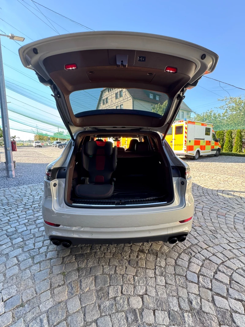 Porsche Cayenne E-Hybrid, снимка 7 - Автомобили и джипове - 51568311
