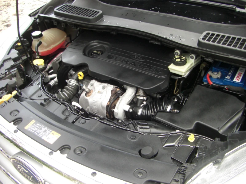 Ford Kuga 1.5d NAVI 6ck. EURO 6C, снимка 17 - Автомобили и джипове - 52343037