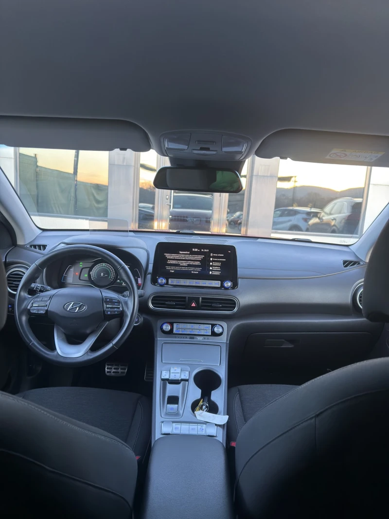 Hyundai Kona 64KWh/SOH100%/BLUELINK/HEADUP/KRELL, снимка 9 - Автомобили и джипове - 52440209